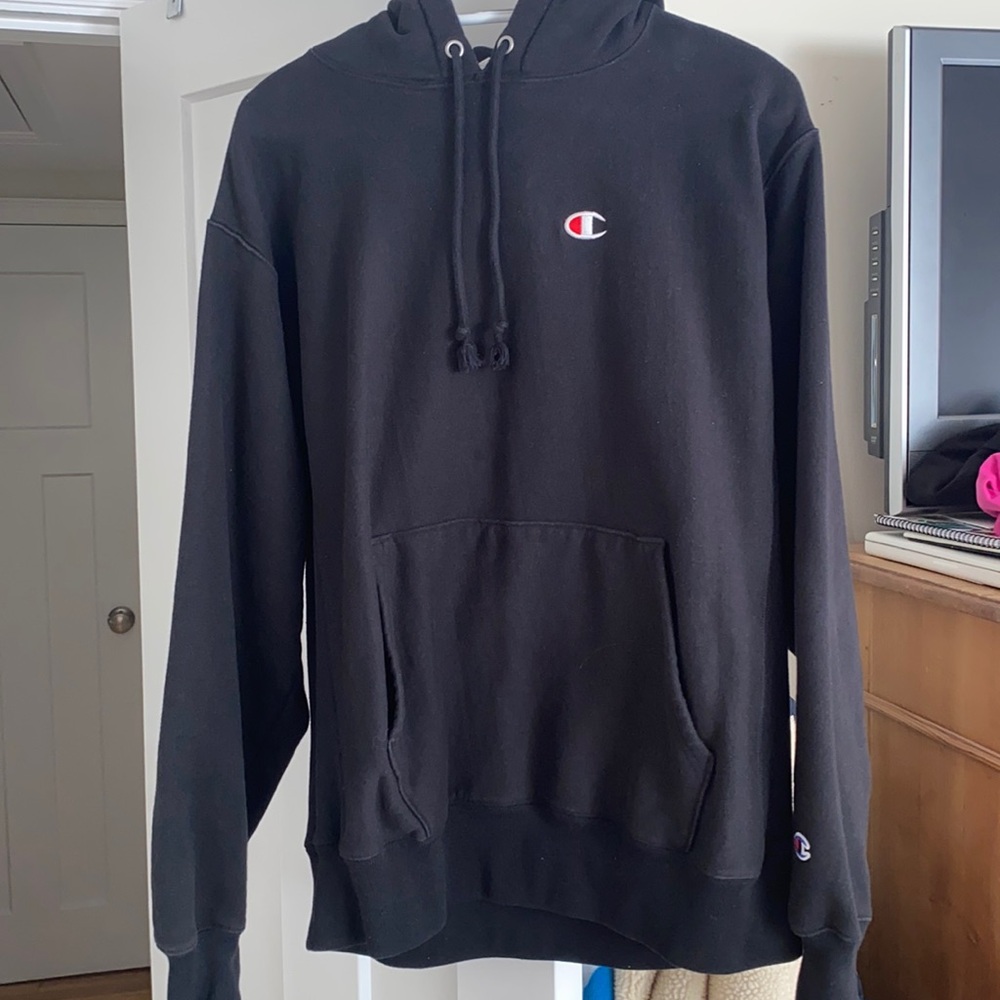 Men’s Champion sweatshirt size Large
